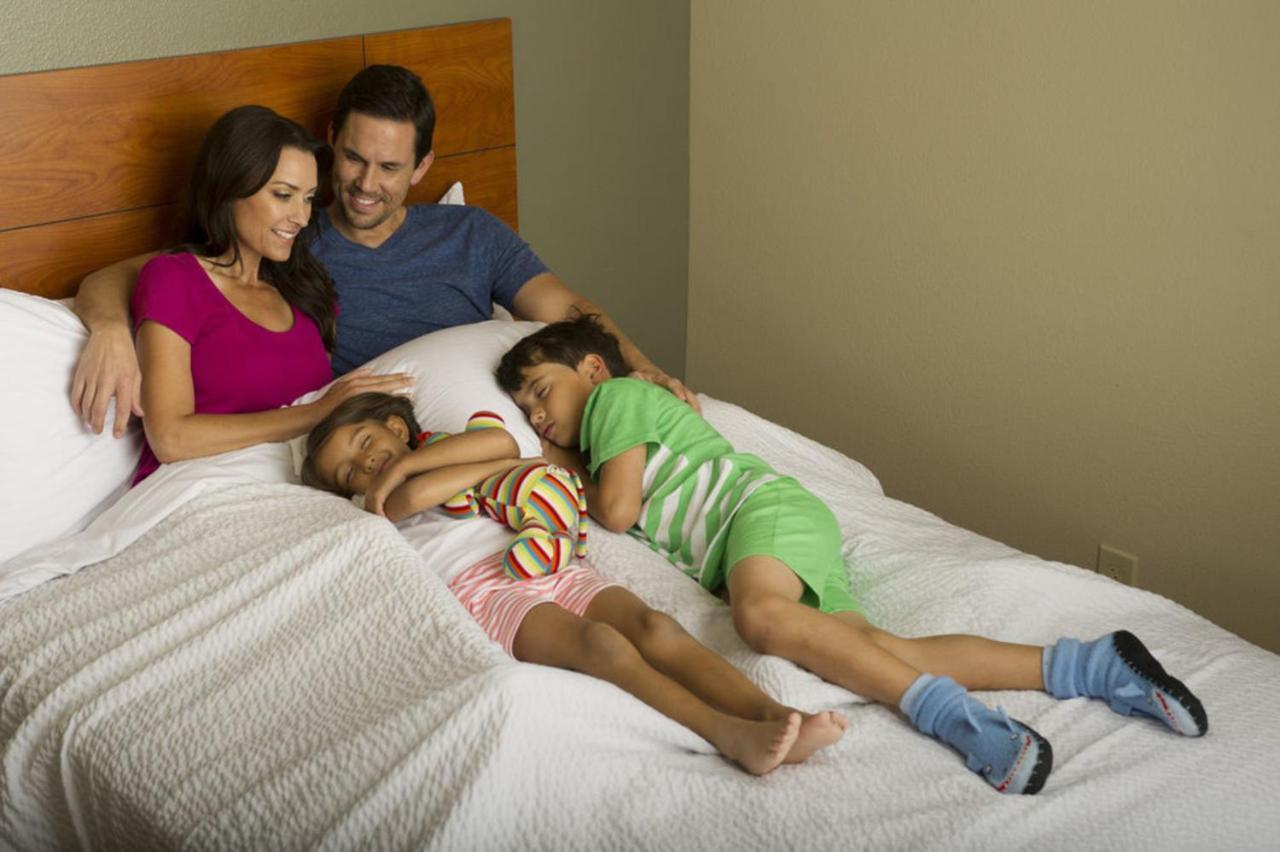 Woodspring Suites Conroe Εξωτερικό φωτογραφία