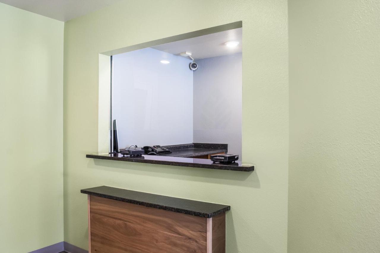 Woodspring Suites Conroe Εξωτερικό φωτογραφία