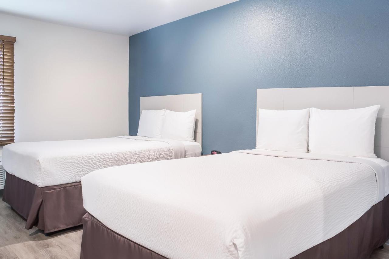 Woodspring Suites Conroe Εξωτερικό φωτογραφία