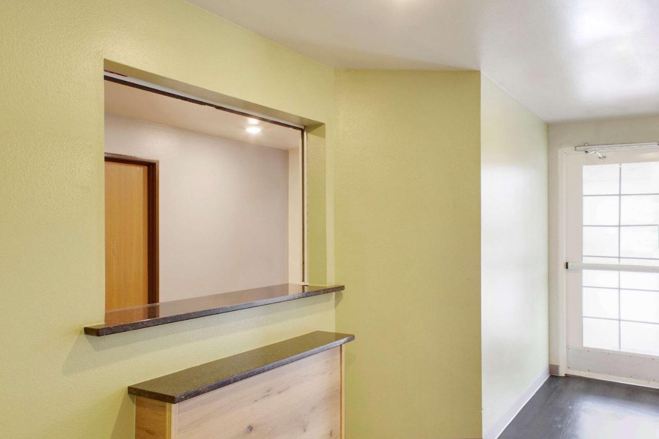 Woodspring Suites Conroe Εξωτερικό φωτογραφία
