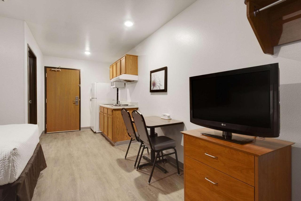Woodspring Suites Conroe Εξωτερικό φωτογραφία